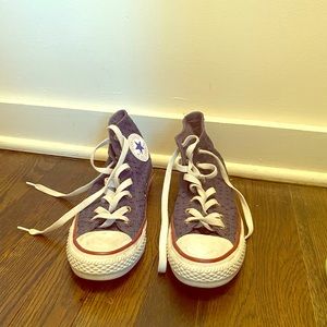 High top, textured converse sneakers